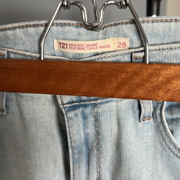 High Rise Skinny jeans with gems on the side - Picture 2 of 4